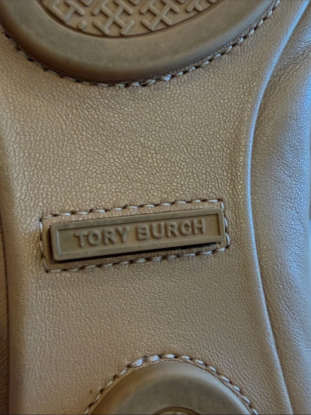 EUC TORY BURCH women's reva travel ballet flat in walnut SZ 8 M